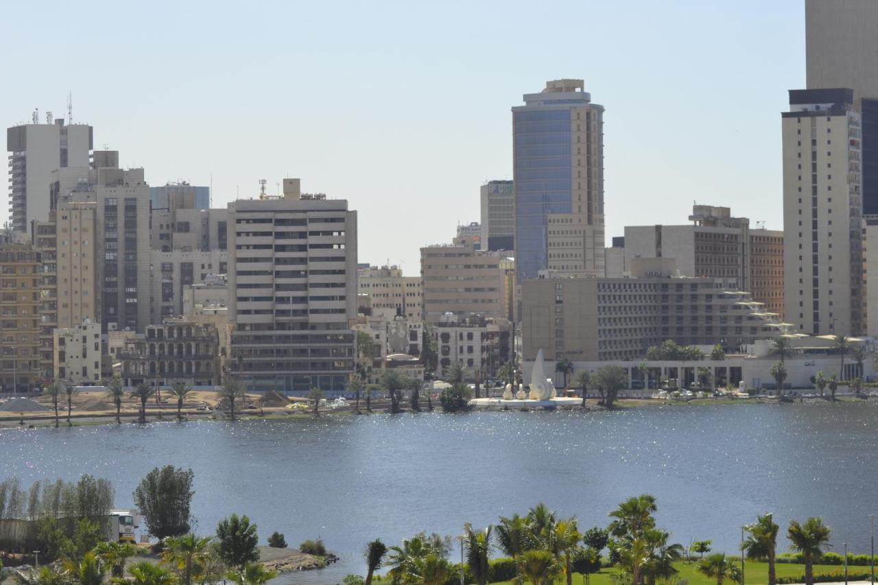 Jeddah Lake Hotel Exterior foto